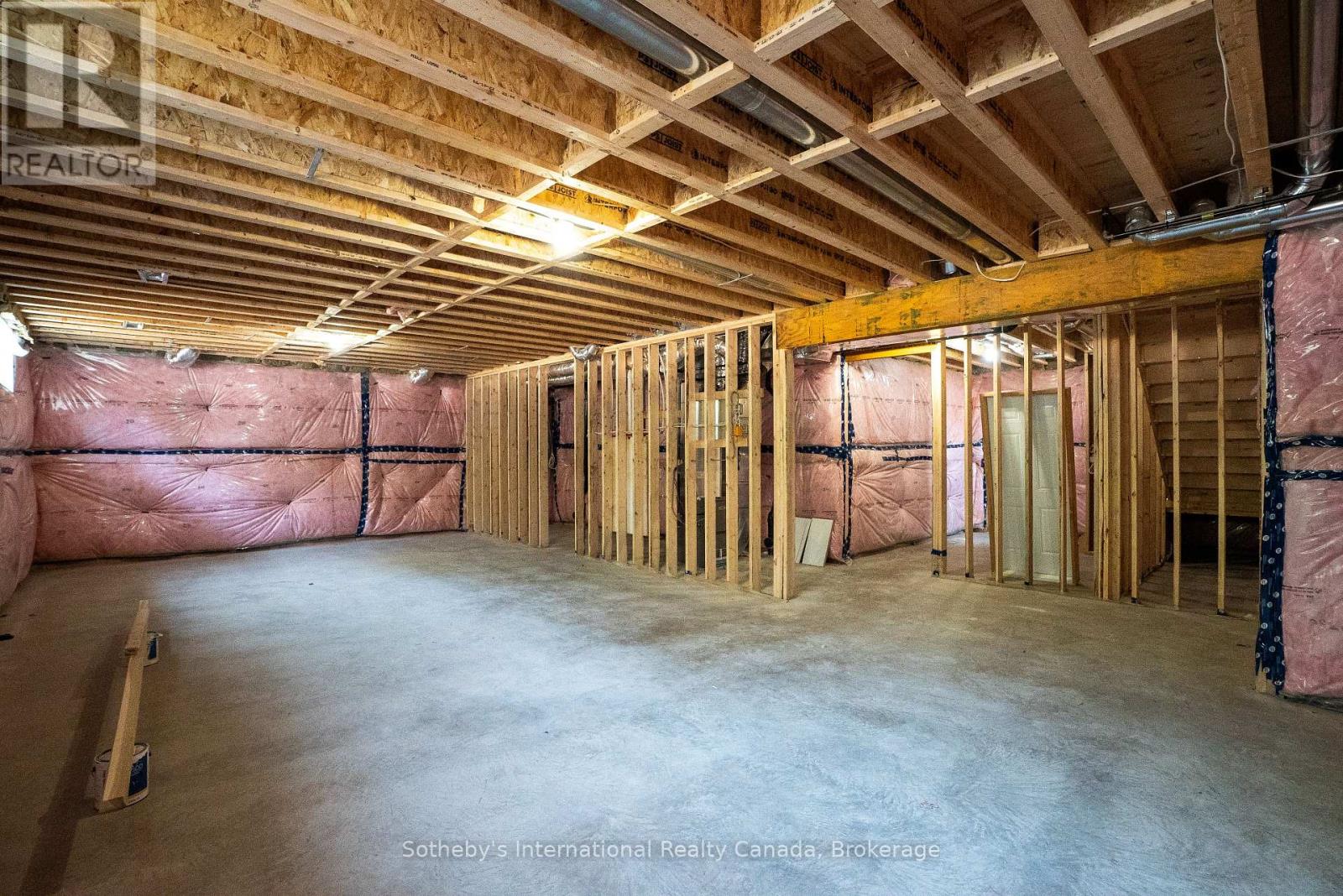 124 Equality Drive, Meaford, Ontario  N0H 1V0 - Photo 34 - X12081674