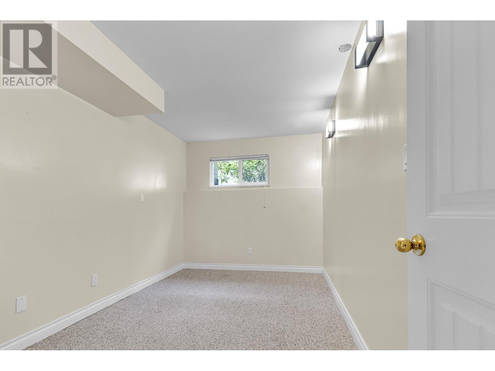 1733 Sugarpine Court, Coquitlam, British Columbia  V3E 3E4 - Photo 14 - R2989859