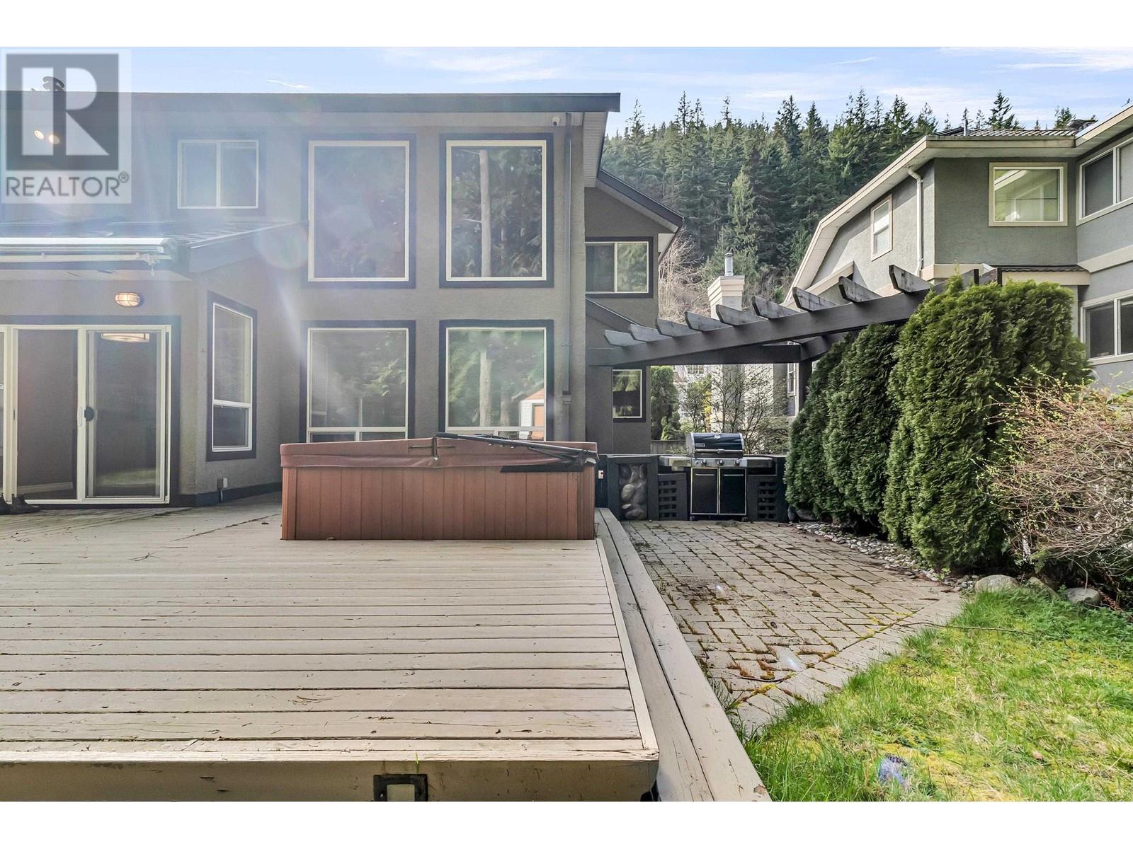 1733 Sugarpine Court, Coquitlam, British Columbia  V3E 3E4 - Photo 34 - R2989859