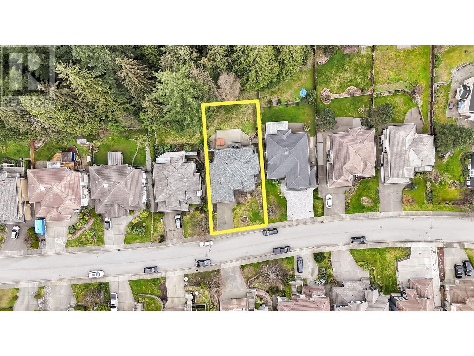 1733 Sugarpine Court, Coquitlam, British Columbia  V3E 3E4 - Photo 37 - R2989859