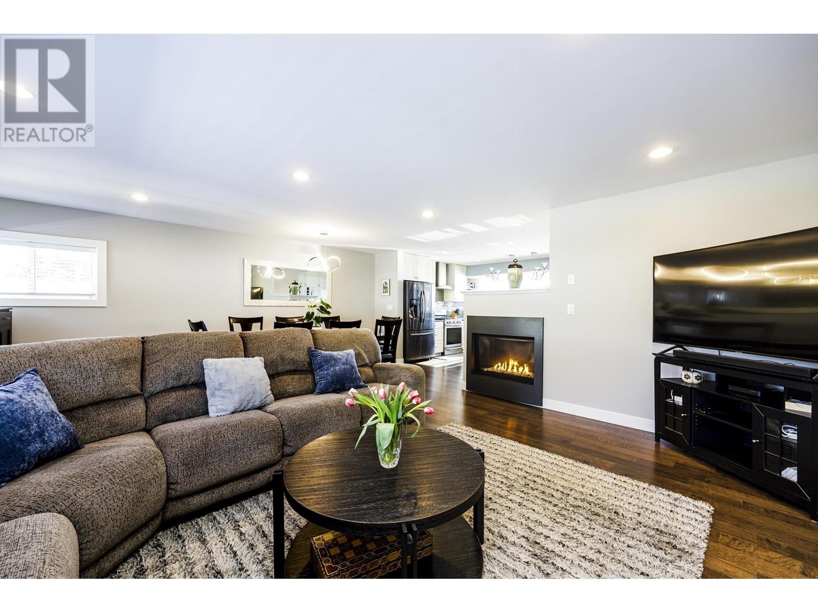 887 E 17th Street, North Vancouver, British Columbia  V7L 2X2 - Photo 6 - R2989866