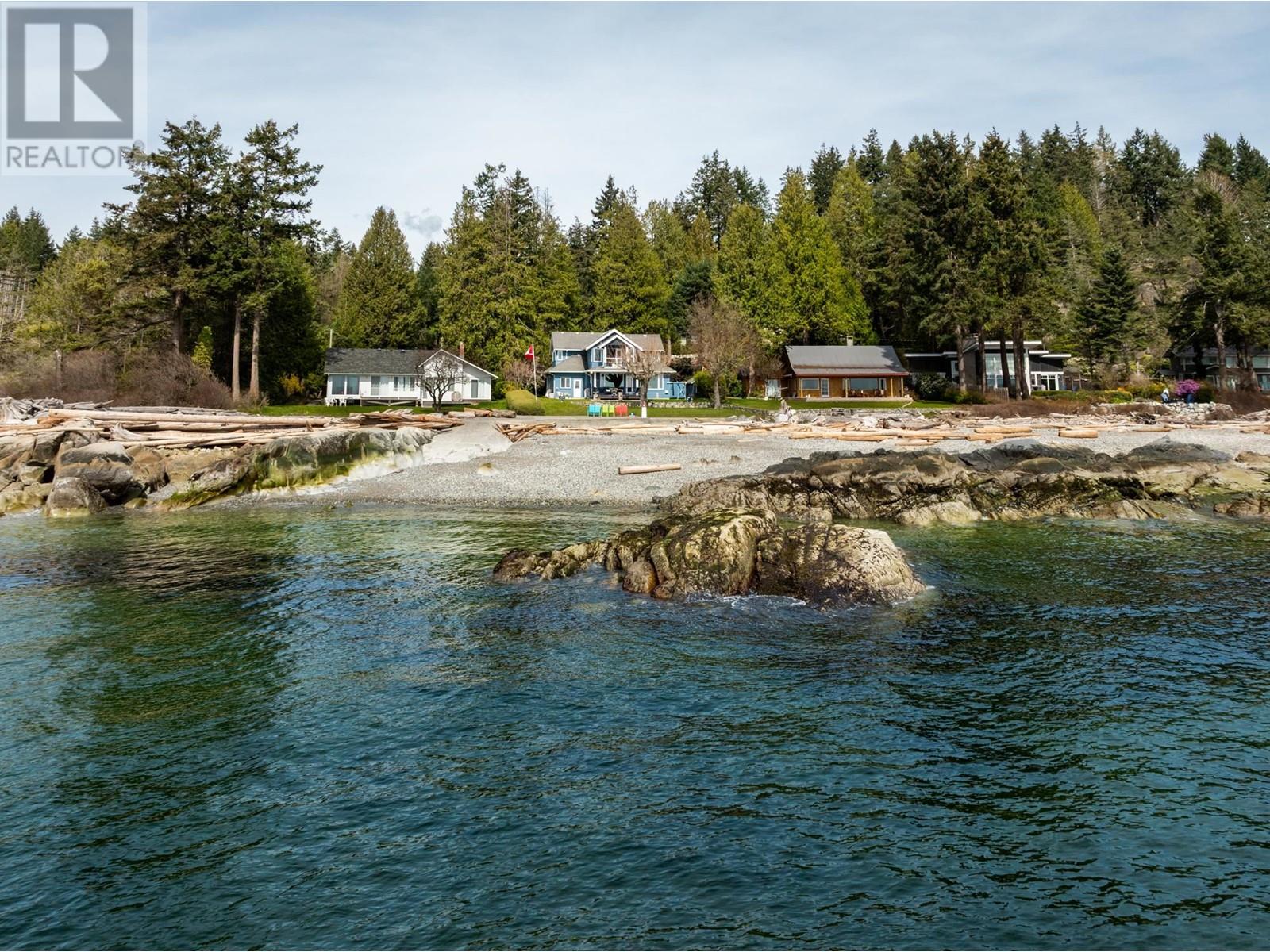1537 Mccullough Road, Sechelt, British Columbia  V7Z 0A5 - Photo 3 - R2989906