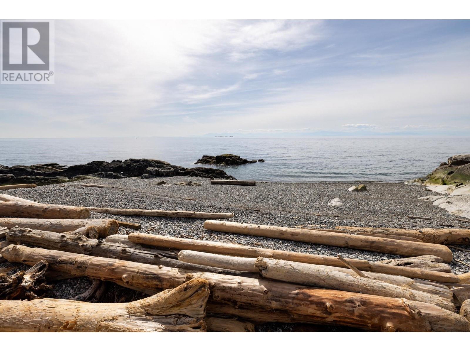 1537 Mccullough Road, Sechelt, British Columbia  V7Z 0A5 - Photo 8 - R2989906