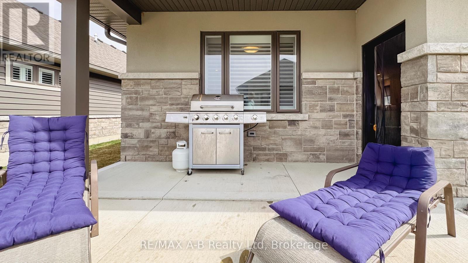 28 Upper Thames Lane, West Perth, Ontario  N0K 1N0 - Photo 24 - X12075270