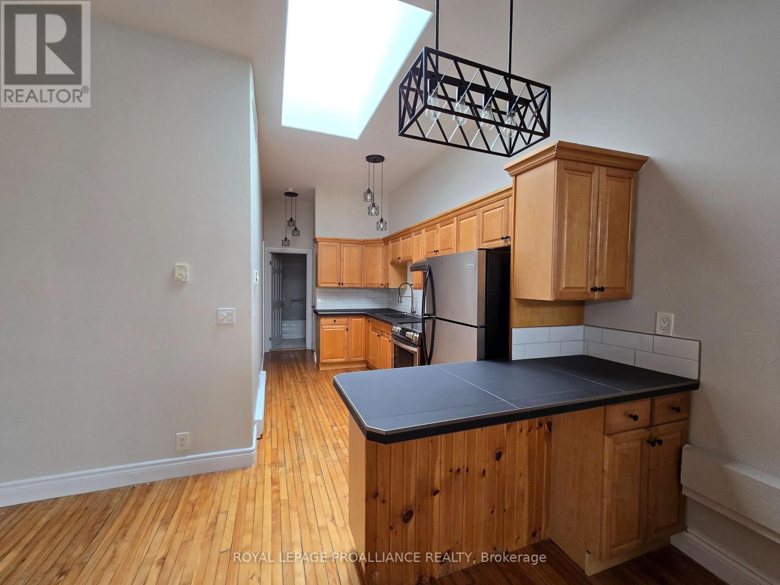 291 Front Street, Belleville, Ontario  K8N 2Z6 - Photo 16 - X12078365