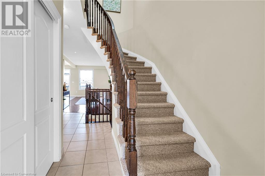 12 Marina Point Crescent, Hamilton, Ontario  L8E 0E4 - Photo 11 - 40697488
