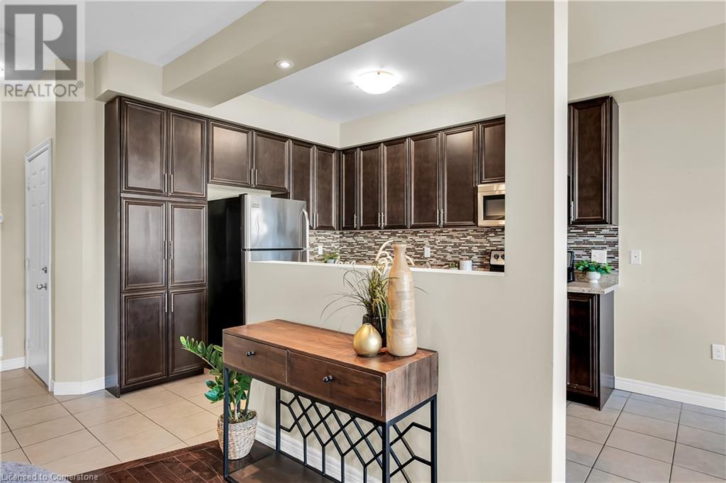 12 Marina Point Crescent, Hamilton, Ontario  L8E 0E4 - Photo 18 - 40697488