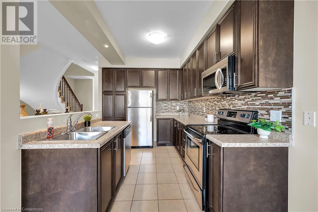 12 Marina Point Crescent, Hamilton, Ontario  L8E 0E4 - Photo 24 - 40697488