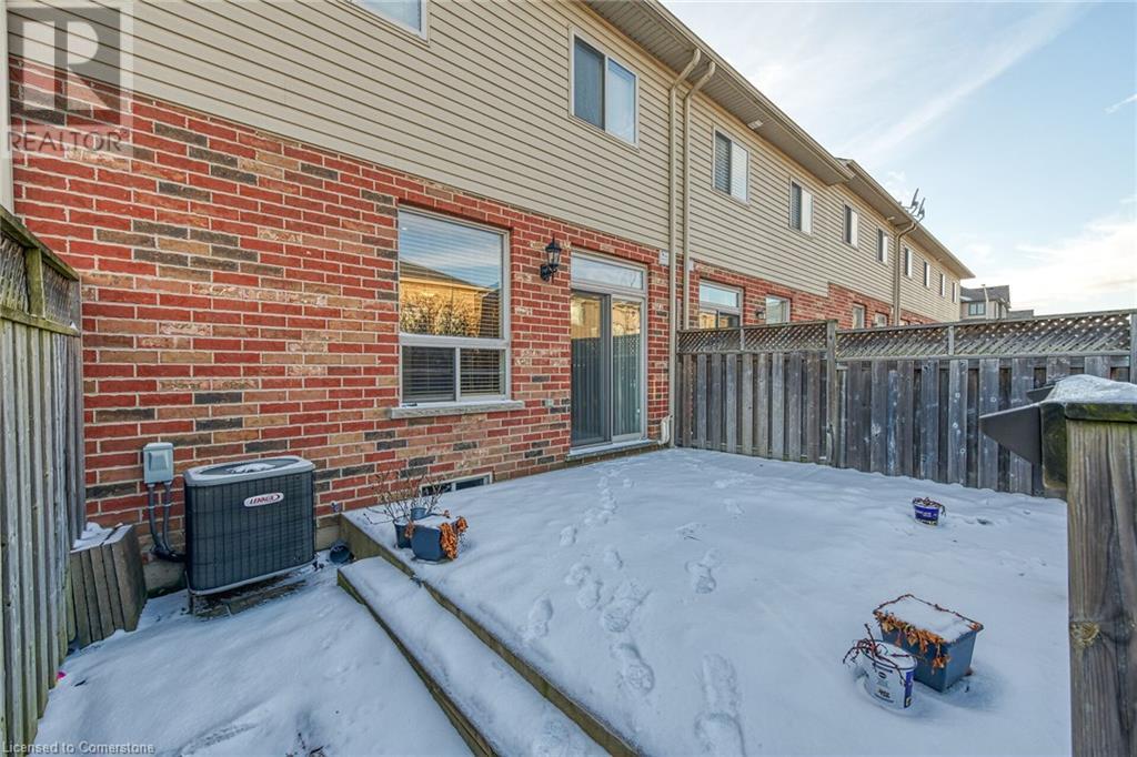 12 Marina Point Crescent, Hamilton, Ontario  L8E 0E4 - Photo 7 - 40697488