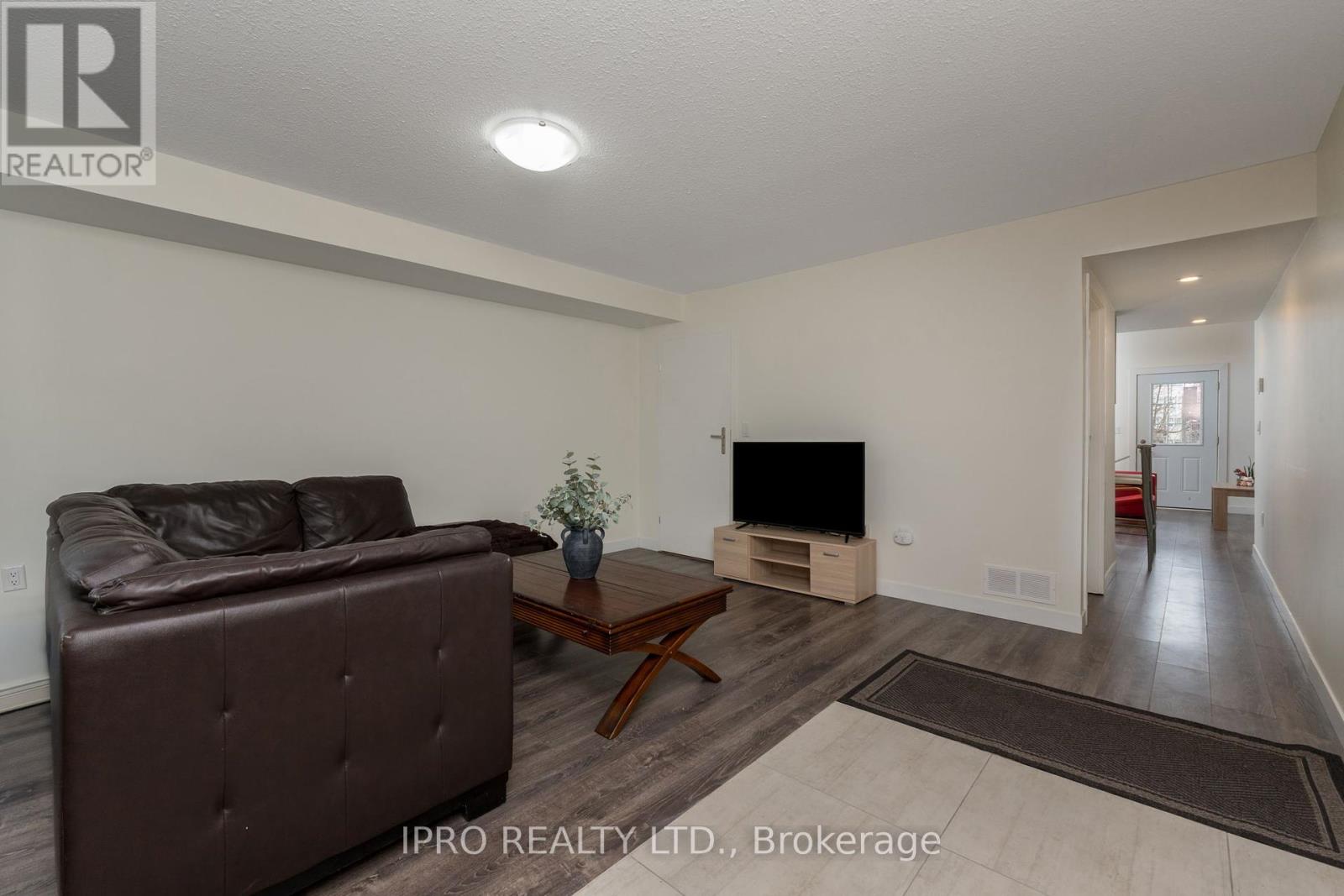 117 (Level One , Unit 17) - 338 Albert Street, Waterloo, Ontario  N2L 0G8 - Photo 8 - X12081687