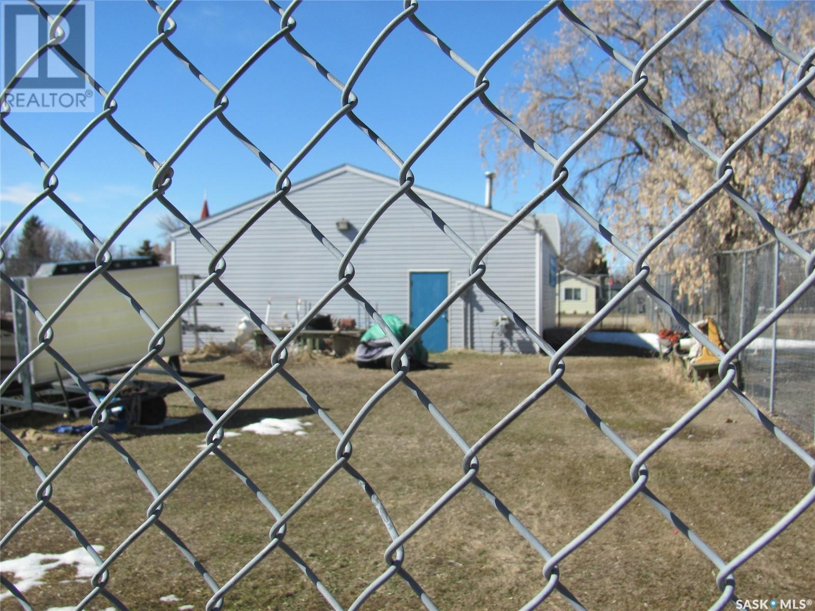320 Saskatchewan Street, Elbow, Saskatchewan  S0H 1J0 - Photo 6 - SK002589