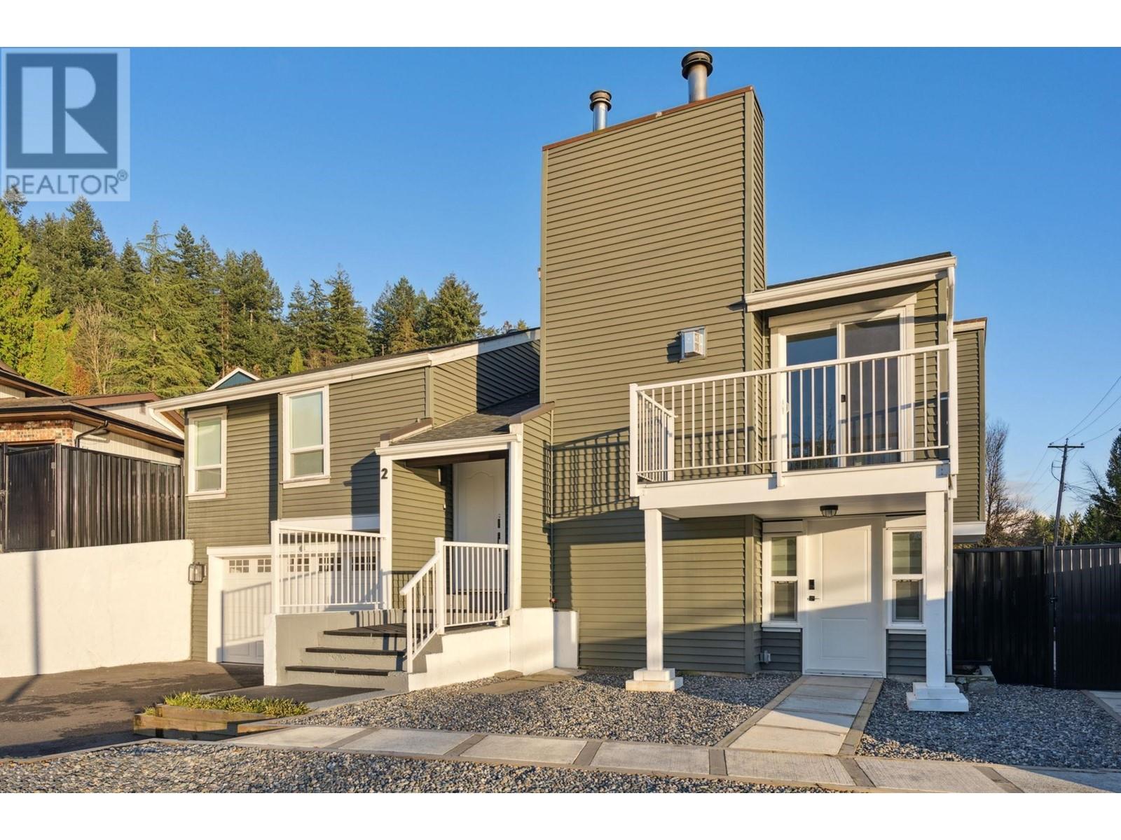 2 Benson Drive, Port Moody, British Columbia  V3H 3P7 - Photo 2 - R2989816