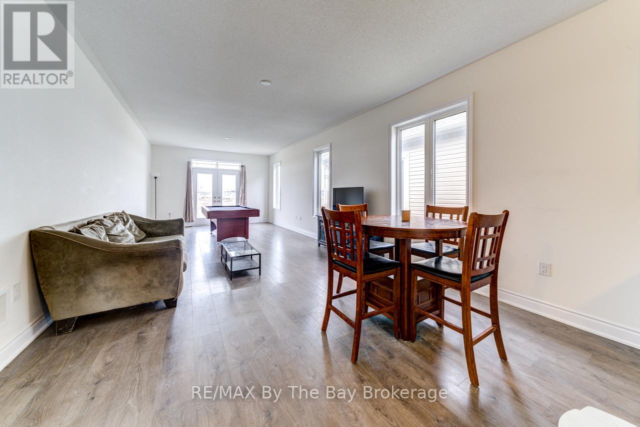 15 Union Boulevard, Wasaga Beach, Ontario  L9Z 0M6 - Photo 13 - S12081730