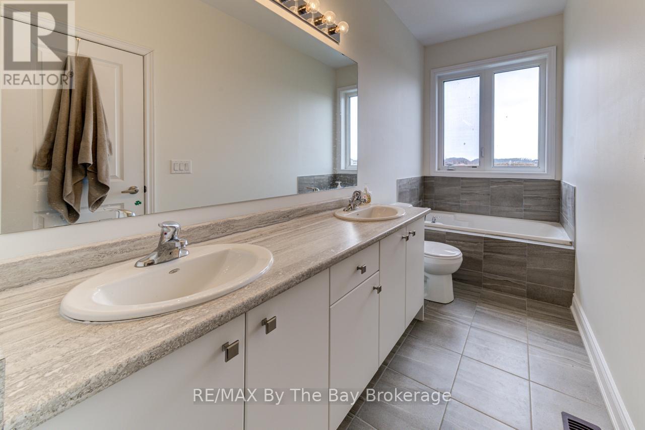 15 Union Boulevard, Wasaga Beach, Ontario  L9Z 0M6 - Photo 25 - S12081730