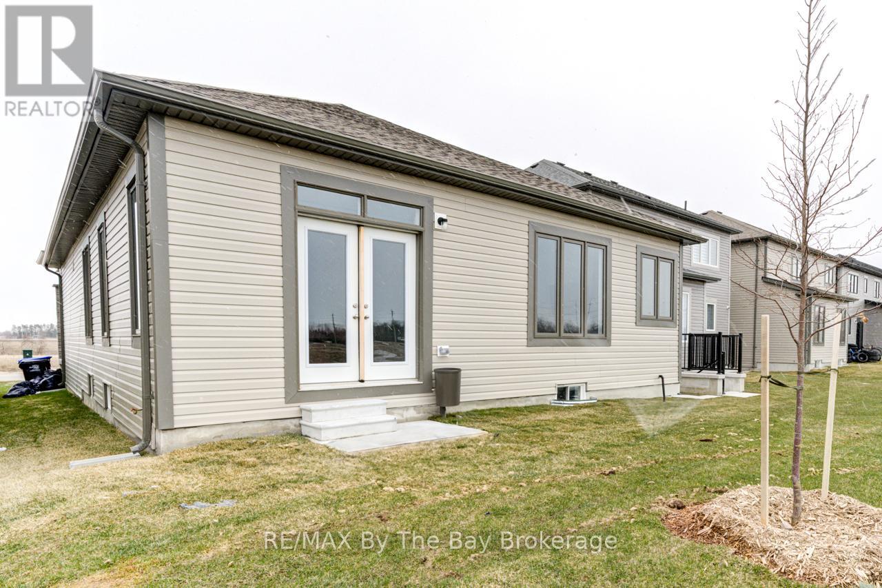 15 Union Boulevard, Wasaga Beach, Ontario  L9Z 0M6 - Photo 31 - S12081730