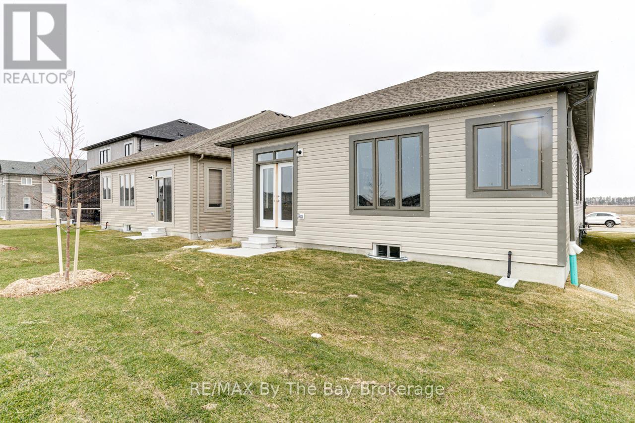 15 Union Boulevard, Wasaga Beach, Ontario  L9Z 0M6 - Photo 33 - S12081730