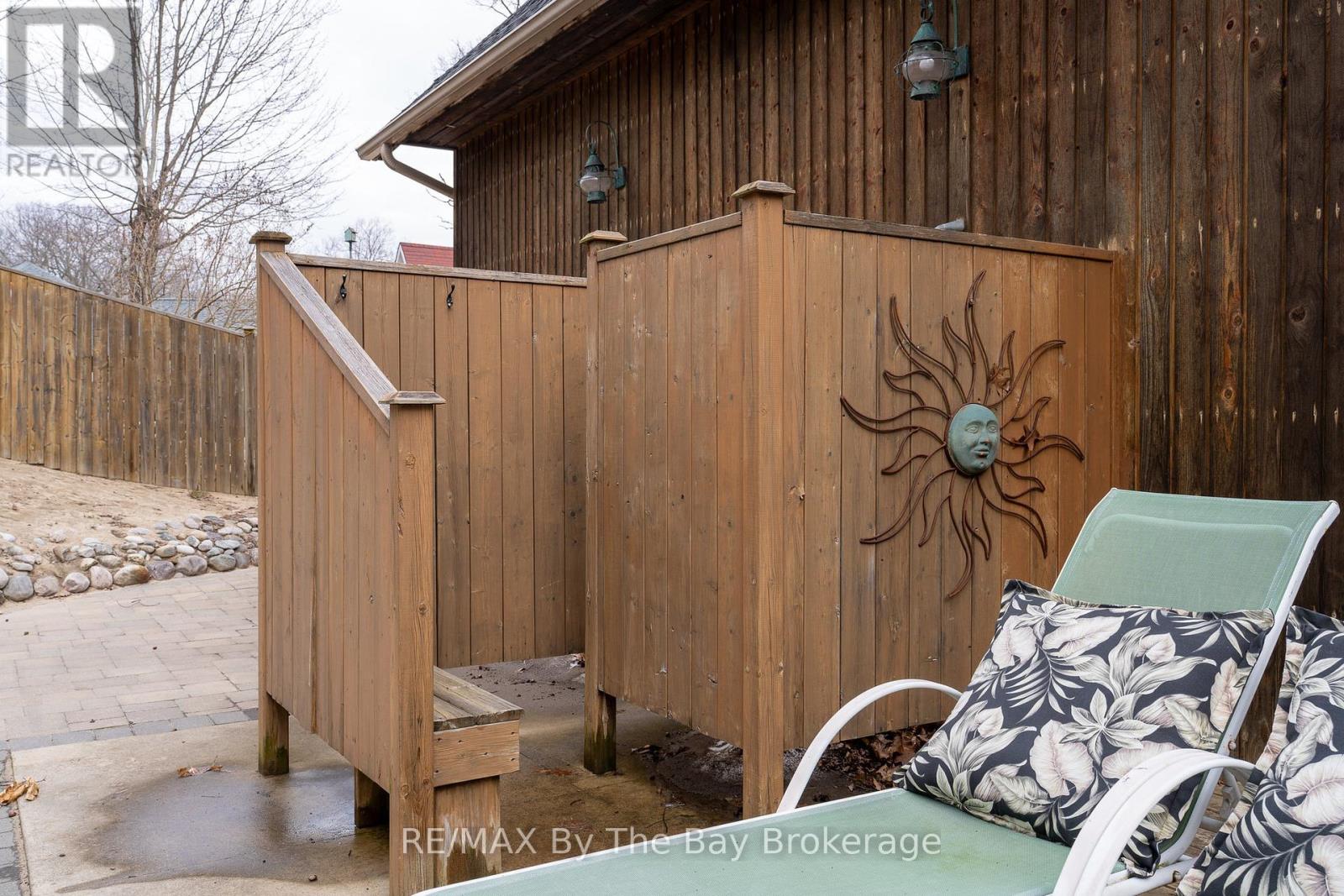 8 Jalna Court, Wasaga Beach, Ontario  L9Z 1B1 - Photo 41 - S12081830