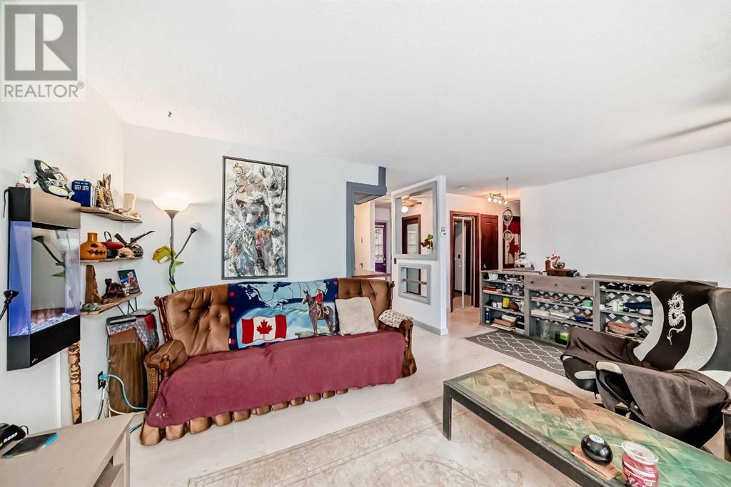 Property at 416 Whitehill Place NE image 5