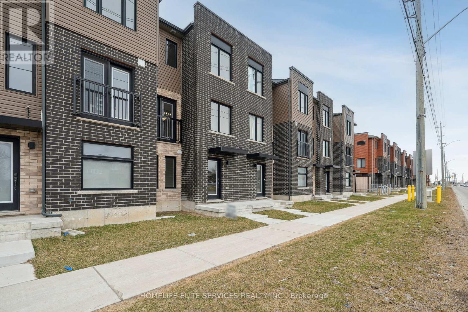 Property at 57 FAIRLANE AVENUE image 2