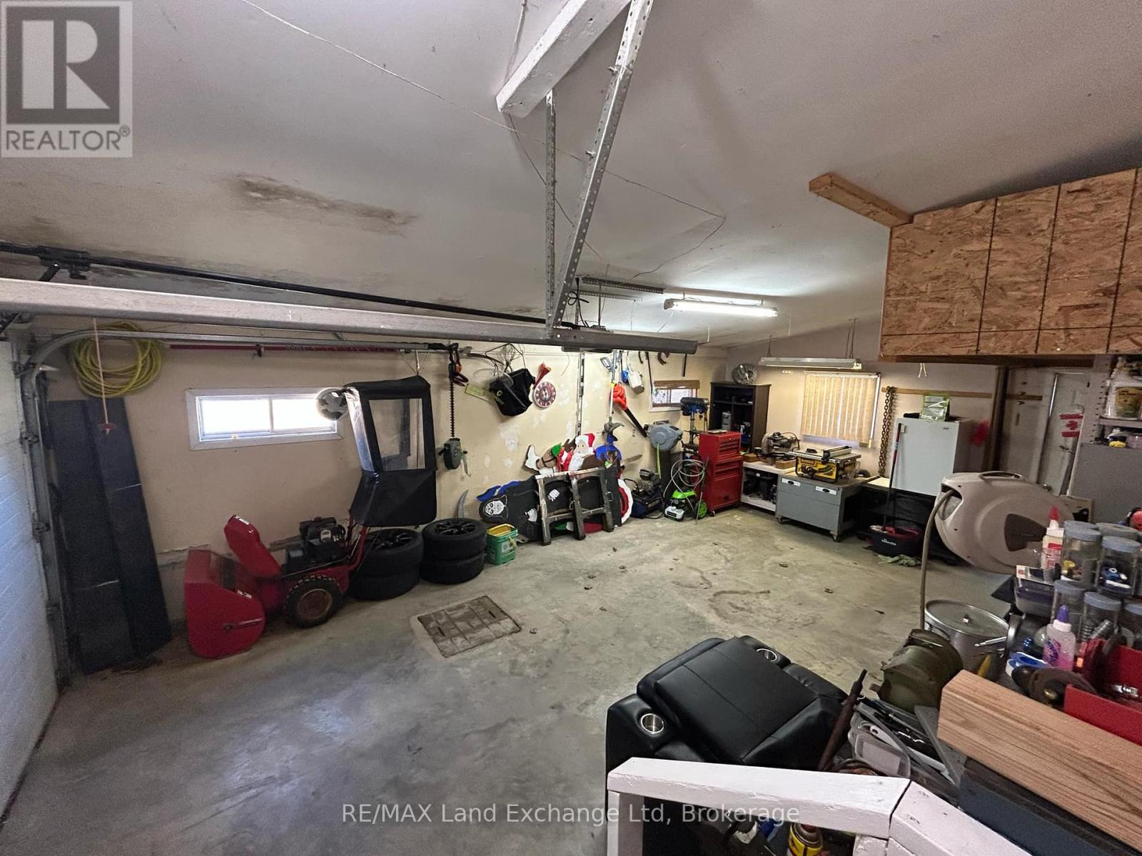 85 Queen Street, Morris Turnberry, Ontario  N0G 1G0 - Photo 15 - X12081769