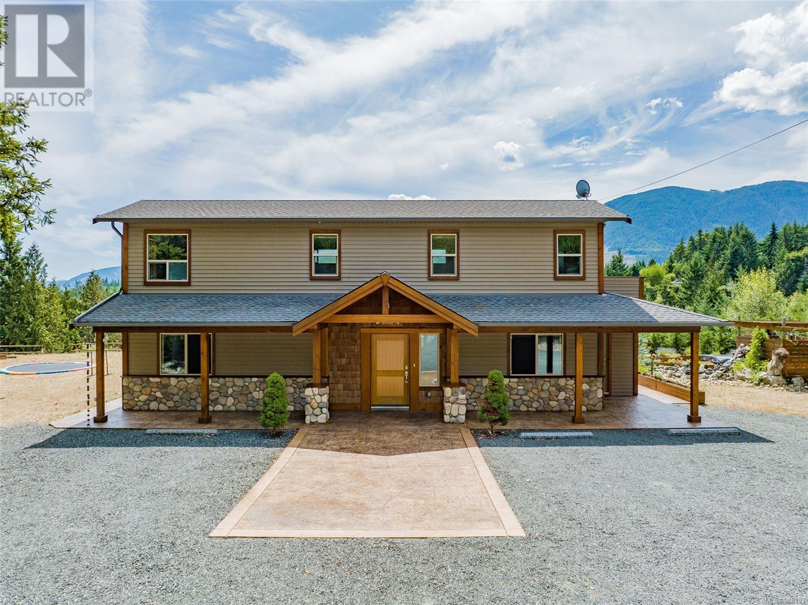 Property at 1680 Peligren Pl image 2