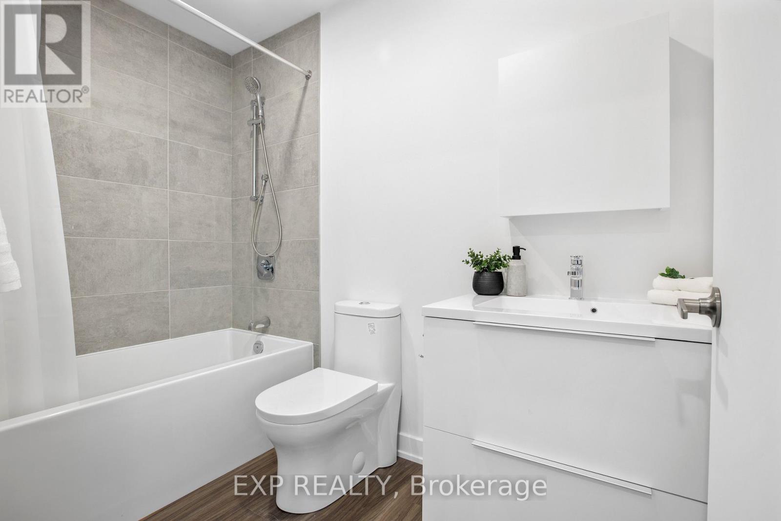 310 - 1366 Carling Avenue, Ottawa, Ontario  K1Z 7L5 - Photo 9 - X12081809
