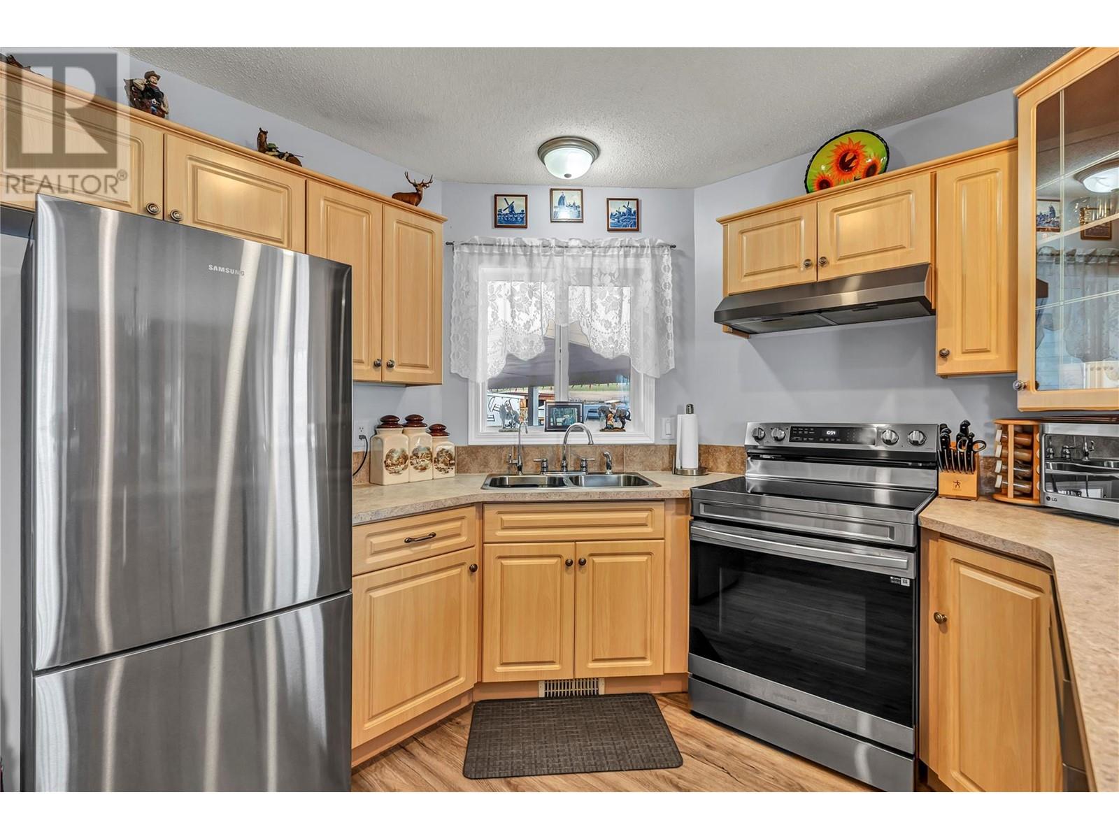 230 Coalmont Rd, Princeton, British Columbia  V0X 1W0 - Photo 6 - 10343426