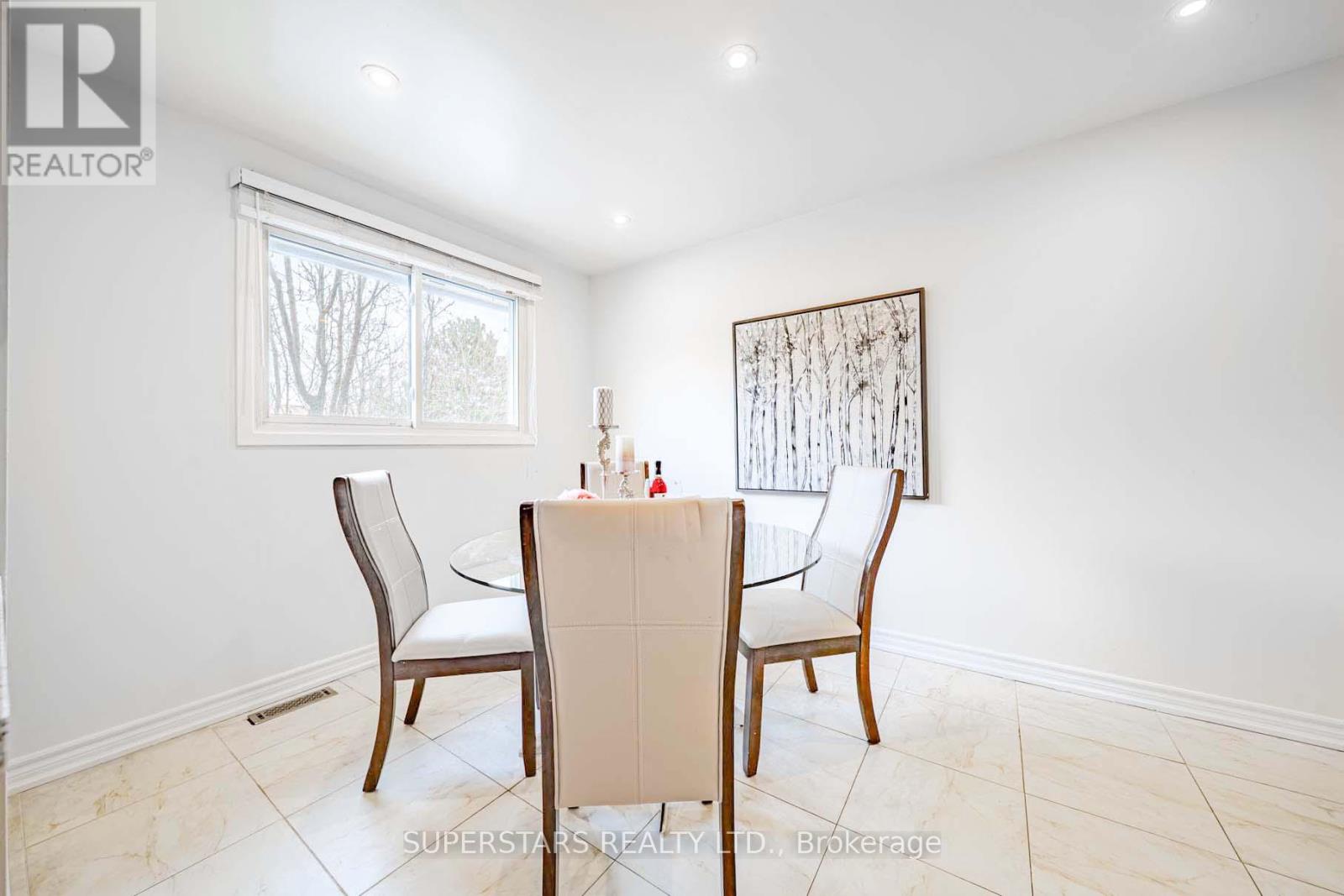 68 Bards Walkway, Toronto, Ontario  M2J 4T9 - Photo 14 - C12081835