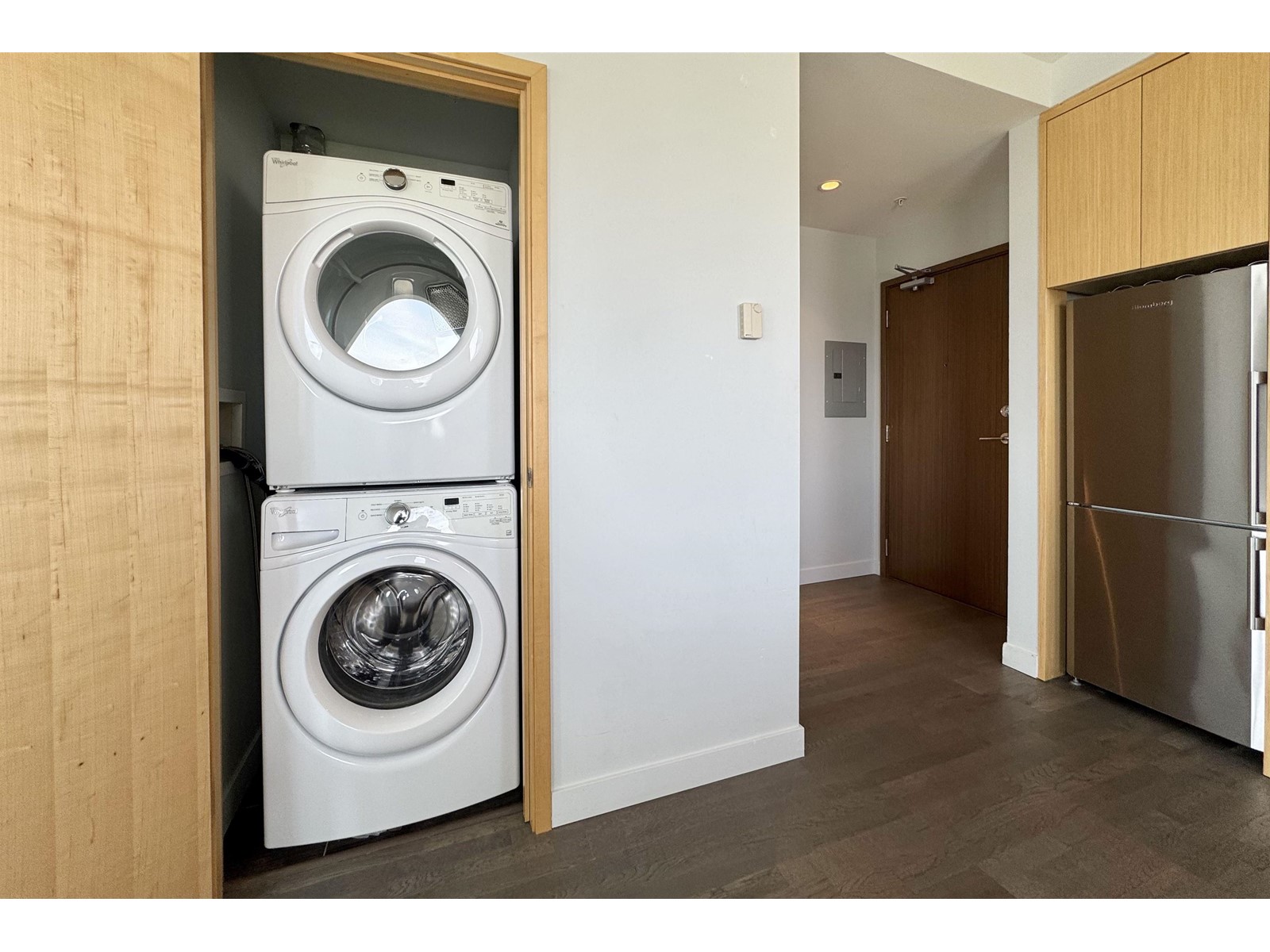 3201 13495 Central Avenue, Surrey, British Columbia  V3T 0K2 - Photo 2 - R2989962