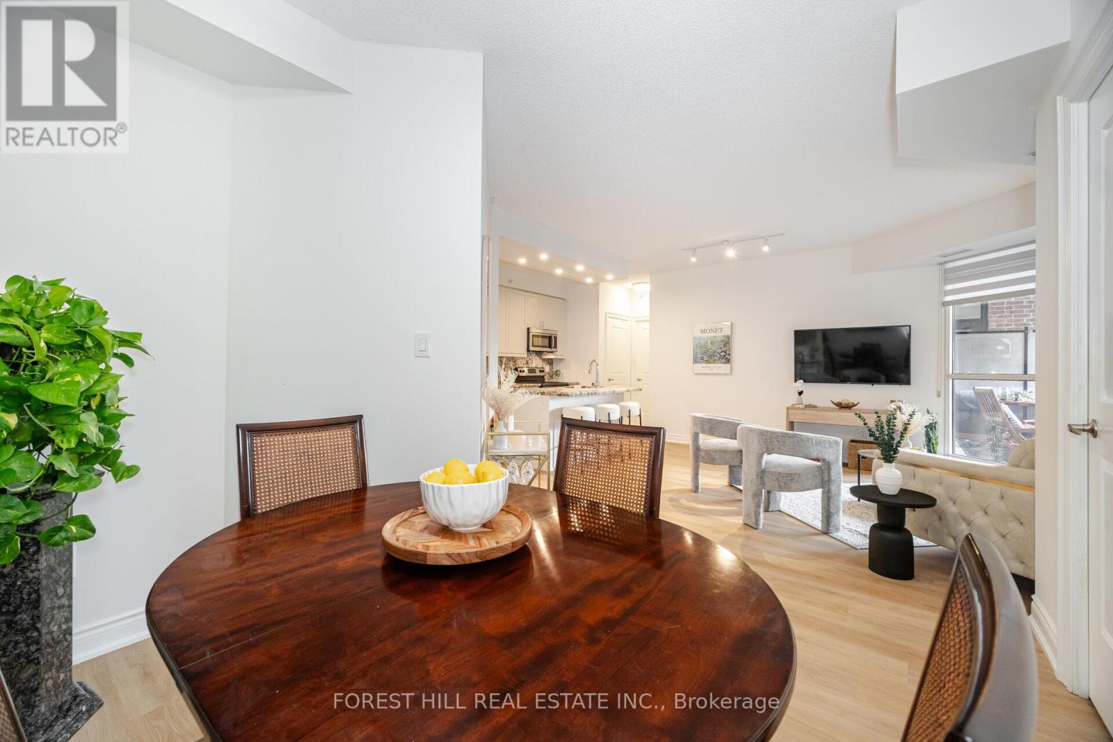 220 - 2396 Major Mackenzie Drive W, Vaughan, Ontario  L6A 4Y1 - Photo 11 - N12081831