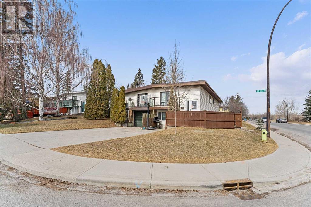 7004 54 Avenue Nw, Calgary, Alberta  T3B 4C3 - Photo 1 - A2195272