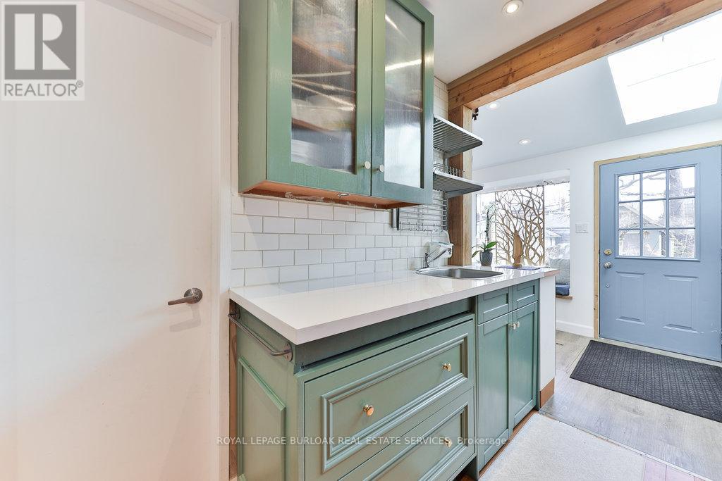 39 Twenty Fourth Street, Toronto, Ontario  M8V 3N3 - Photo 15 - W12081711