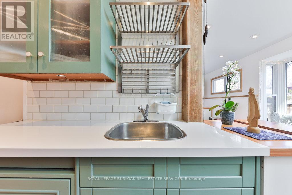 39 Twenty Fourth Street, Toronto, Ontario  M8V 3N3 - Photo 16 - W12081711