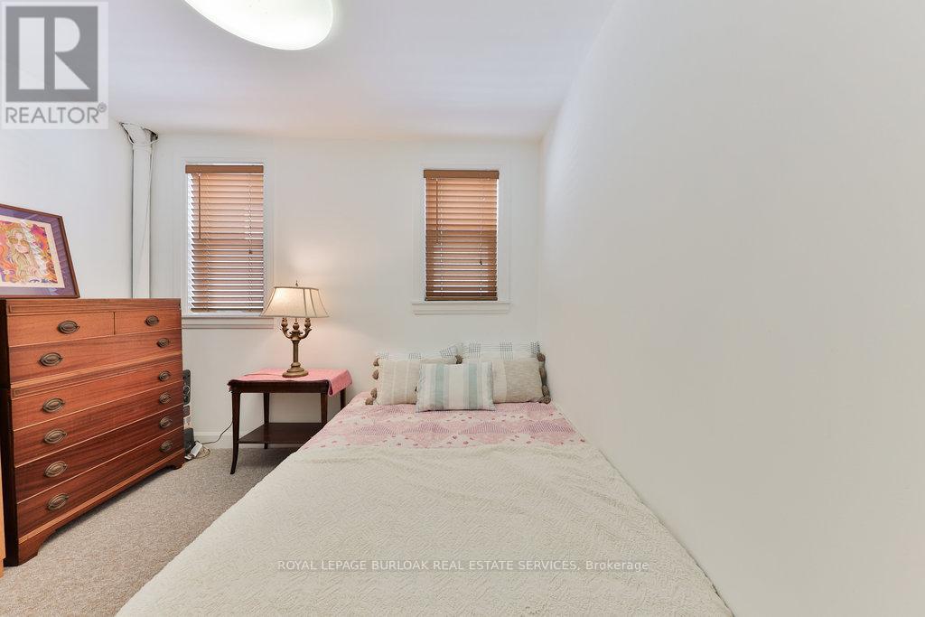 39 Twenty Fourth Street, Toronto, Ontario  M8V 3N3 - Photo 22 - W12081711