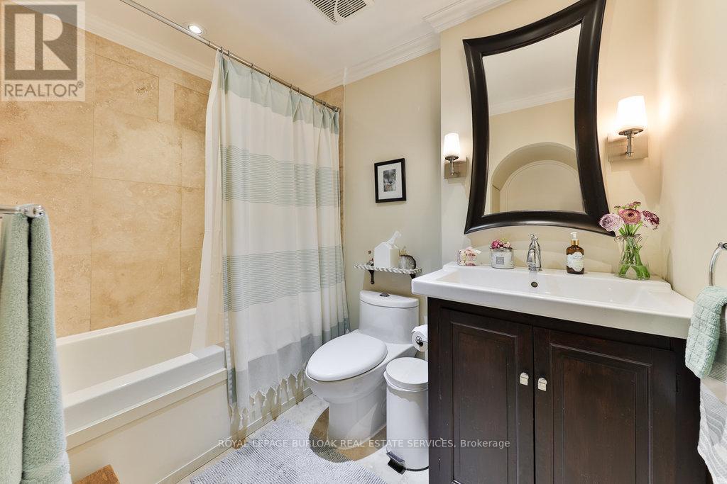 39 Twenty Fourth Street, Toronto, Ontario  M8V 3N3 - Photo 24 - W12081711