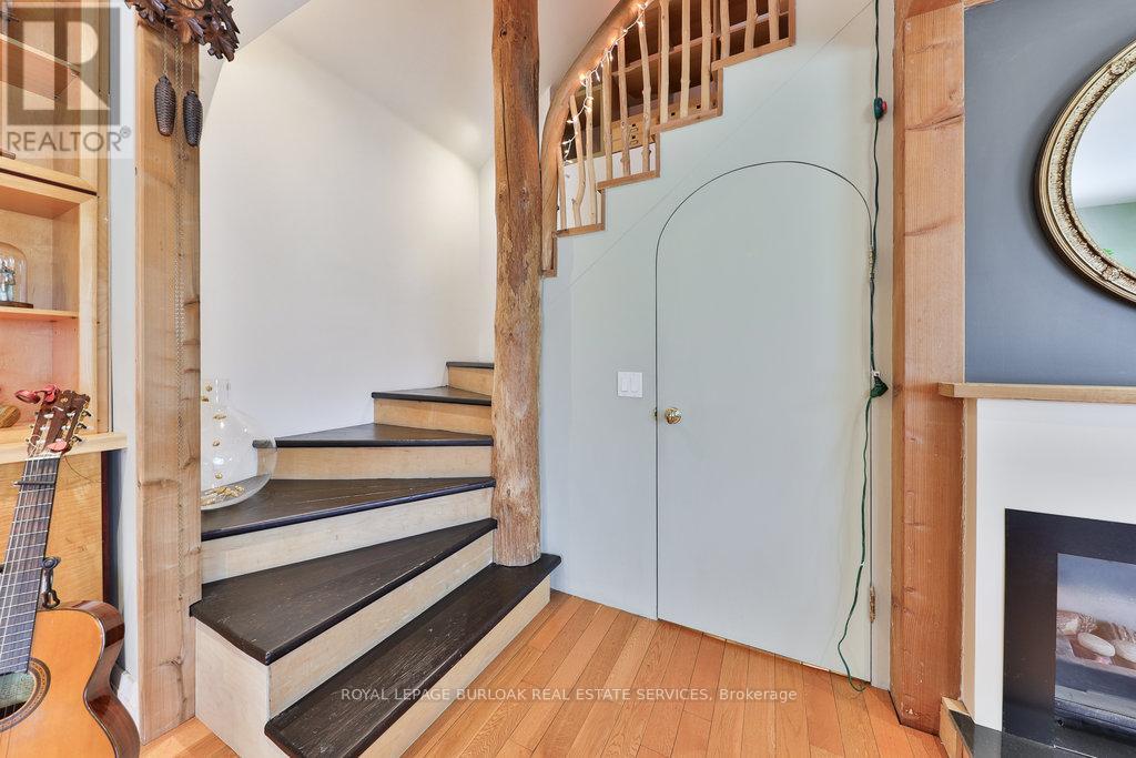 39 Twenty Fourth Street, Toronto, Ontario  M8V 3N3 - Photo 25 - W12081711