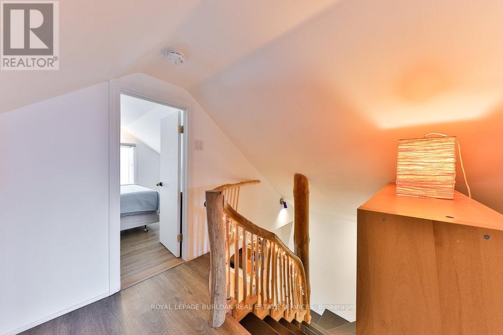 39 Twenty Fourth Street, Toronto, Ontario  M8V 3N3 - Photo 26 - W12081711