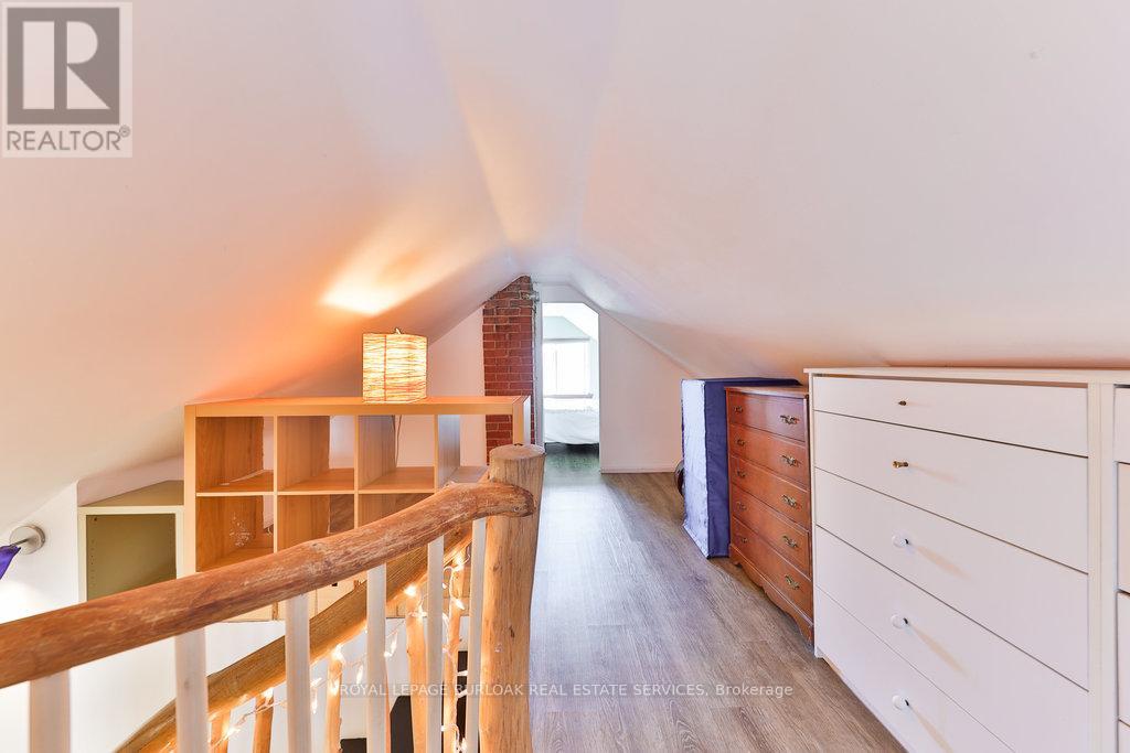 39 Twenty Fourth Street, Toronto, Ontario  M8V 3N3 - Photo 27 - W12081711