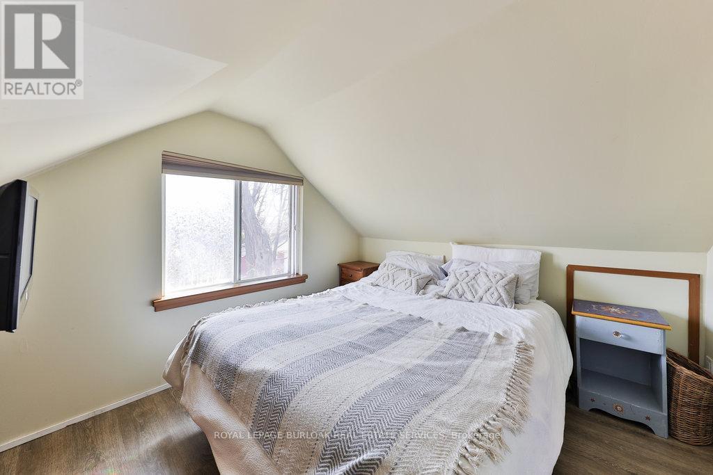 39 Twenty Fourth Street, Toronto, Ontario  M8V 3N3 - Photo 29 - W12081711