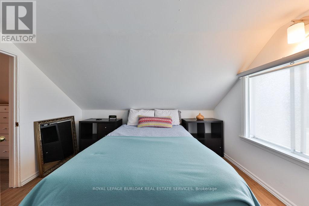 39 Twenty Fourth Street, Toronto, Ontario  M8V 3N3 - Photo 33 - W12081711