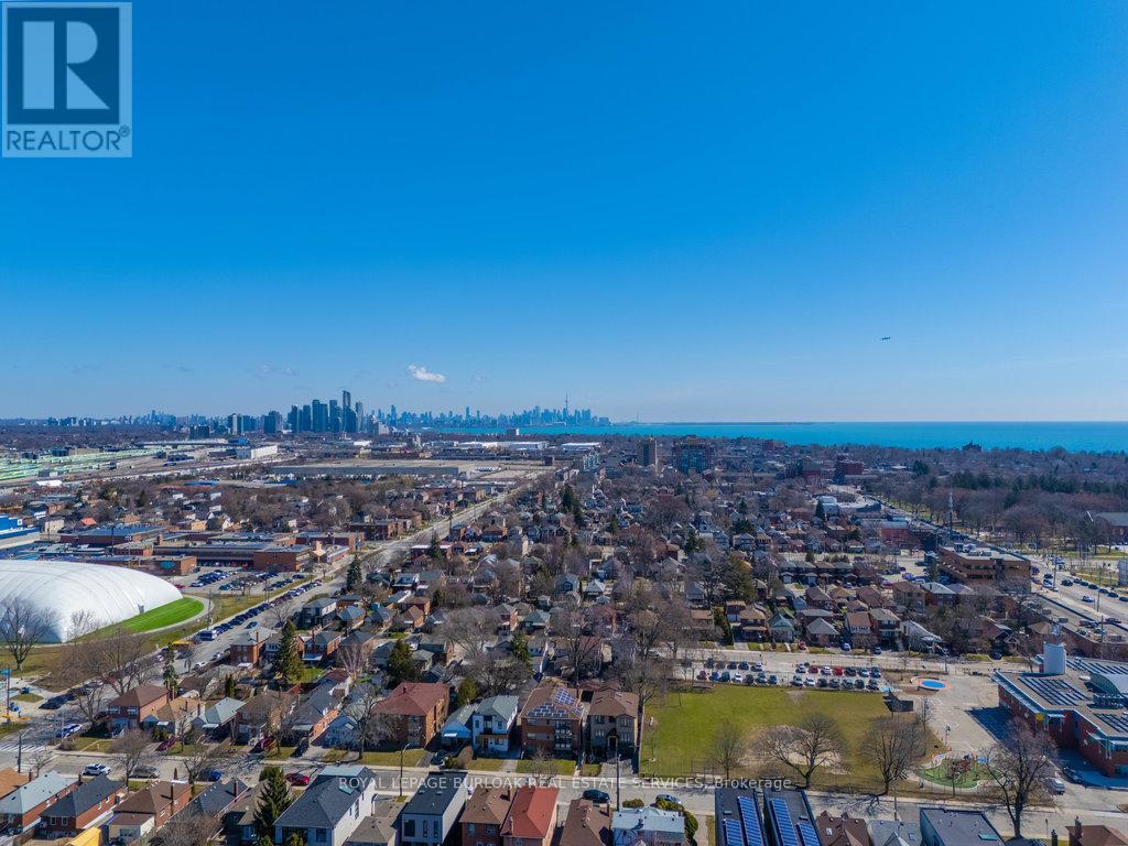 39 Twenty Fourth Street, Toronto, Ontario  M8V 3N3 - Photo 45 - W12081711