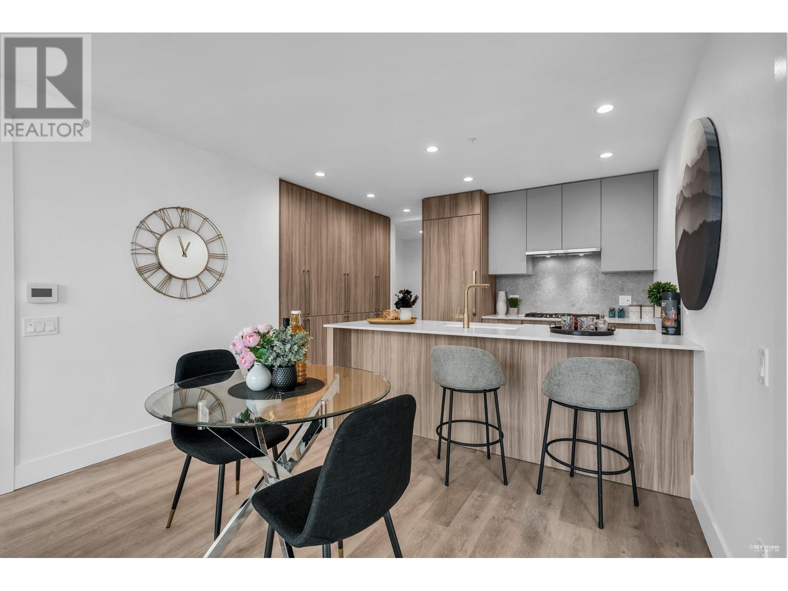 Listing Picture 5 of 40 : 904 2325 EMERY COURT, Vancouver / 溫哥華 - 魯藝地產 Yvonne Lu Group - MLS Medallion Club Member