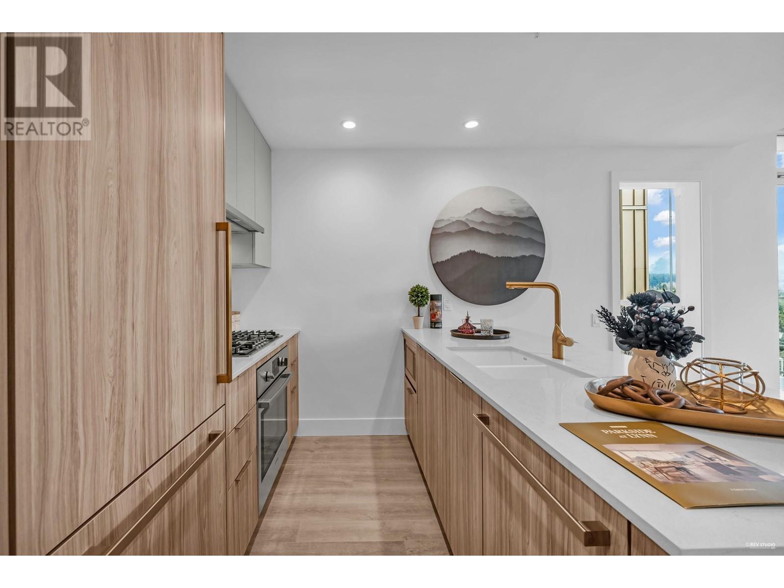 Listing Picture 6 of 40 : 904 2325 EMERY COURT, Vancouver / 溫哥華 - 魯藝地產 Yvonne Lu Group - MLS Medallion Club Member