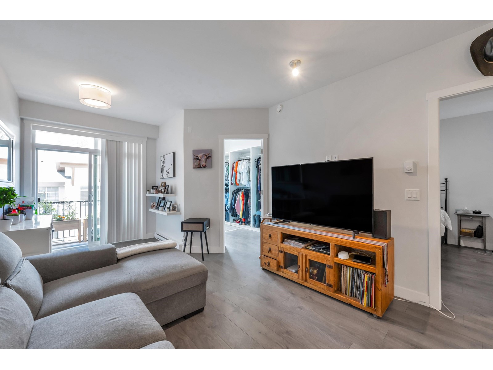 411 19940 Brydon Crescent, Langley, British Columbia  V3A 4A5 - Photo 4 - R2989732