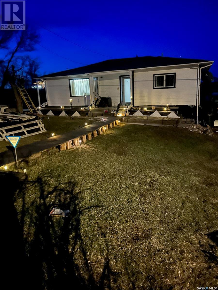 11 Main Street, ernfold, Saskatchewan