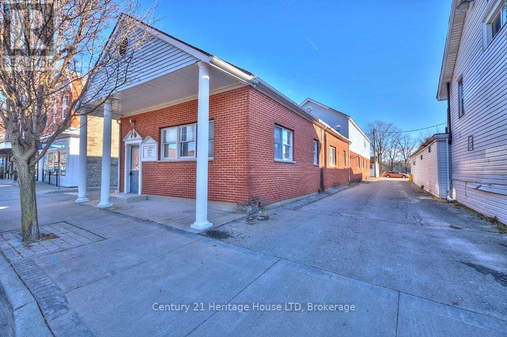 288 Ridge Road N, Fort Erie, Ontario  L0S 1N0 - Photo 2 - X12081898