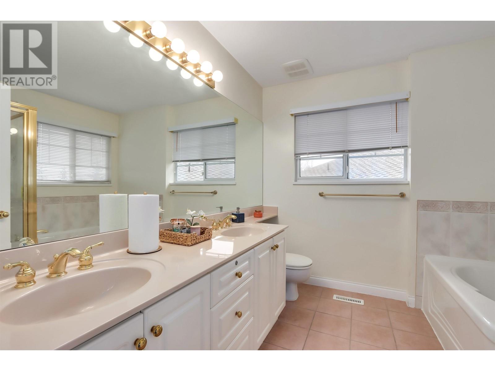 149 2979 Panorama Drive, Coquitlam, British Columbia  V3E 2W8 - Photo 31 - R2989772