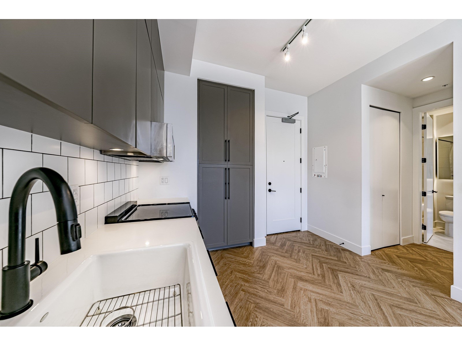 318 13933 105 Boulevard, Surrey, British Columbia  V3T 0R6 - Photo 18 - R2988452