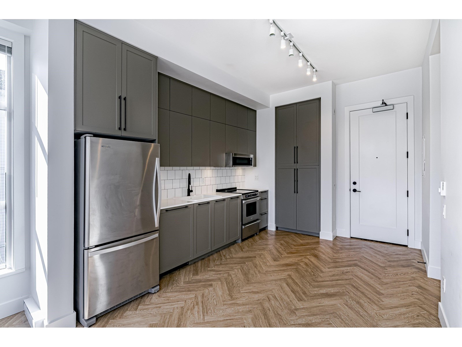 318 13933 105 Boulevard, Surrey, British Columbia  V3T 0R6 - Photo 16 - R2988452