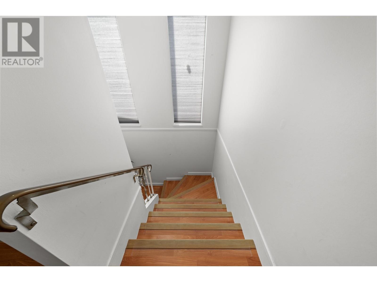 5681 Camino Court, Burnaby, British Columbia  V5G 3Y1 - Photo 22 - R2989830